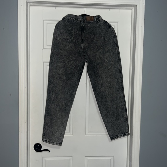 Vintage Lee Made in USA “Mom” High waisted Jean button fly - Picture 3 of 10